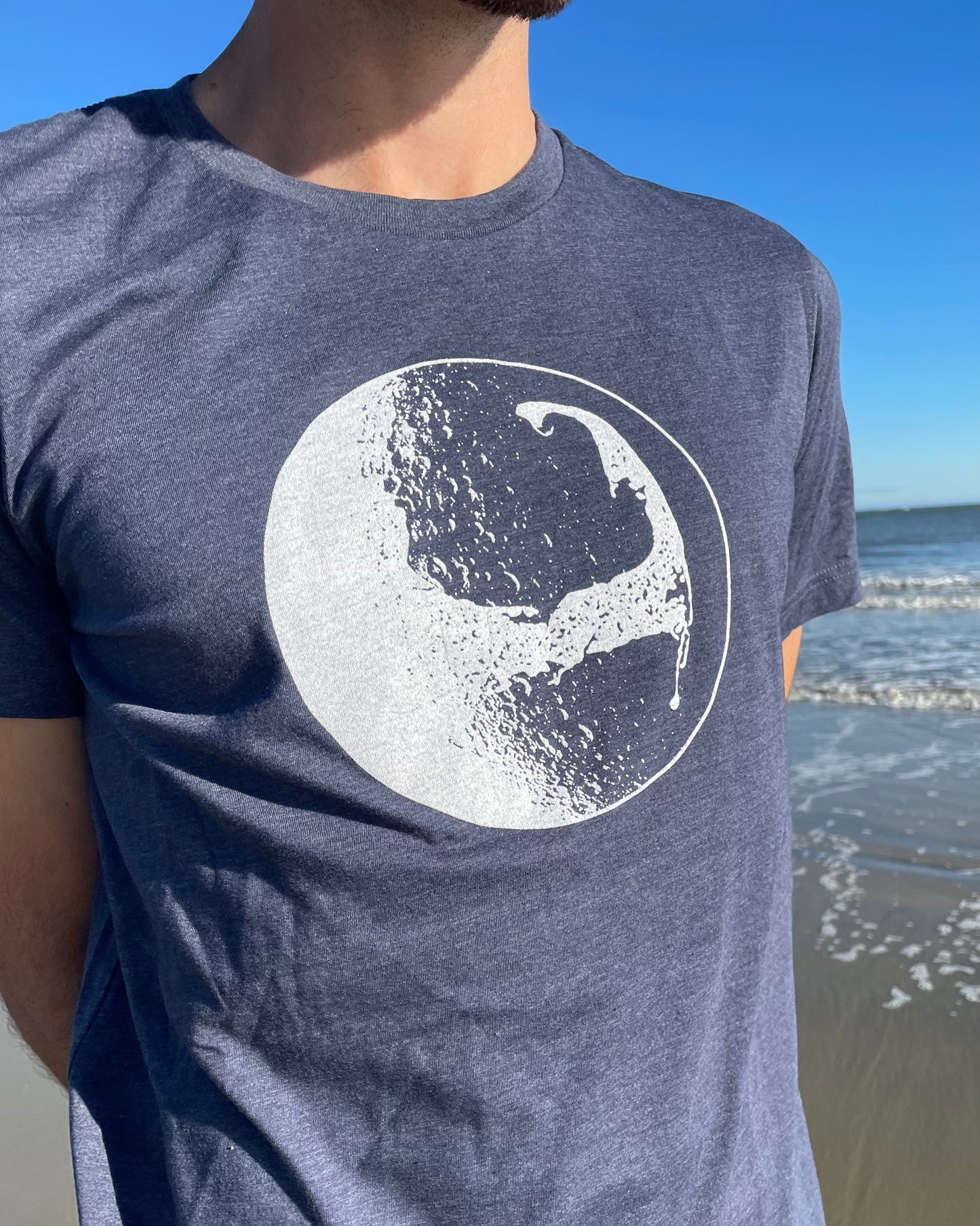 Cape Moon Tee moon
