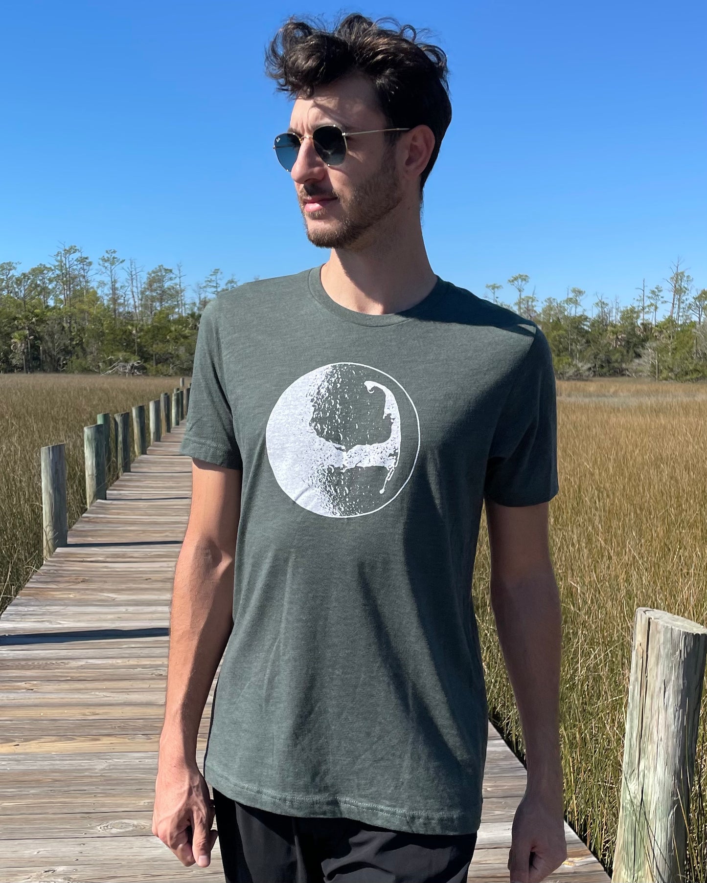 Cape Moon Tee moon